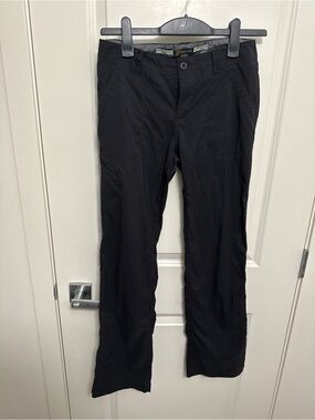 Cloudveil Women's lightweight roll-up hiking pants in size S
